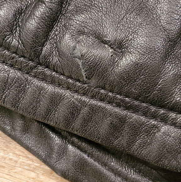 Danier leather jacket - Picture 5 of 9